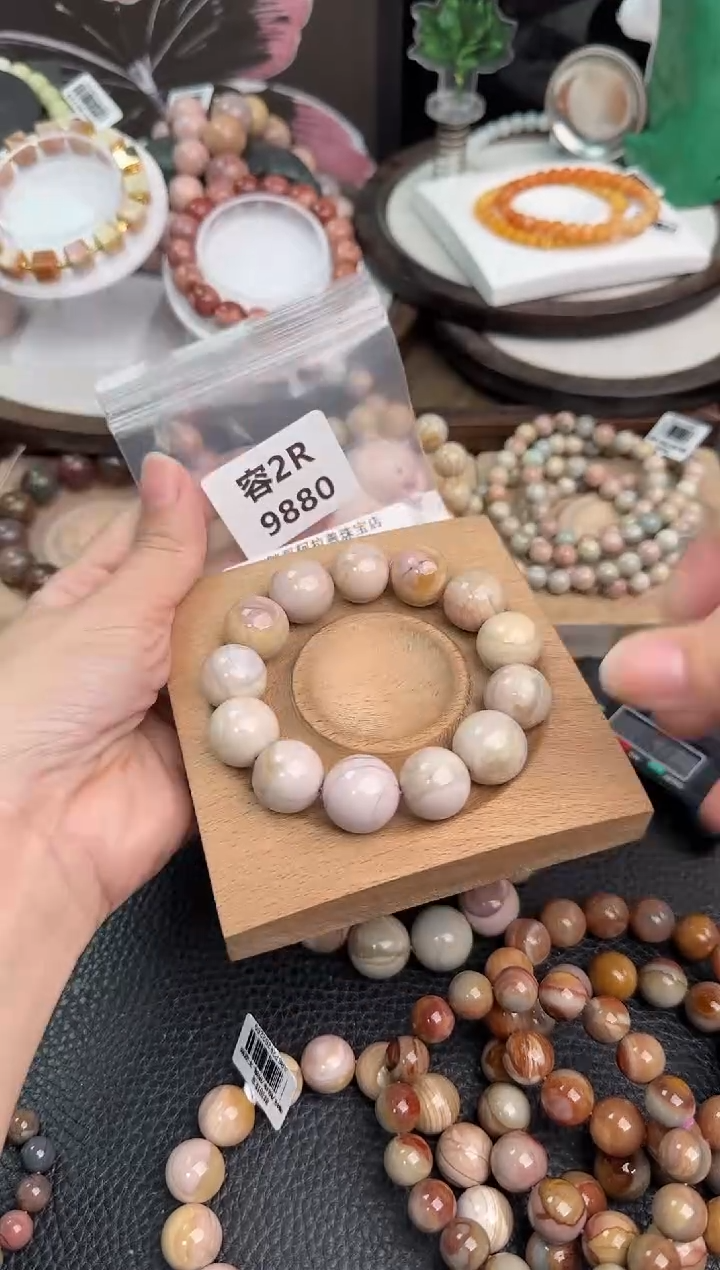 未镶嵌手链石英质玉星***x2R9880