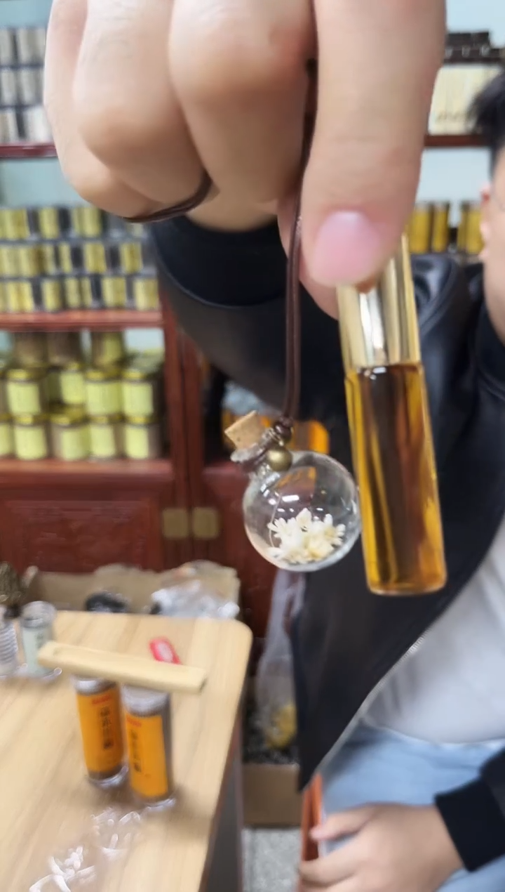 线香扩香挂件+檀香精油