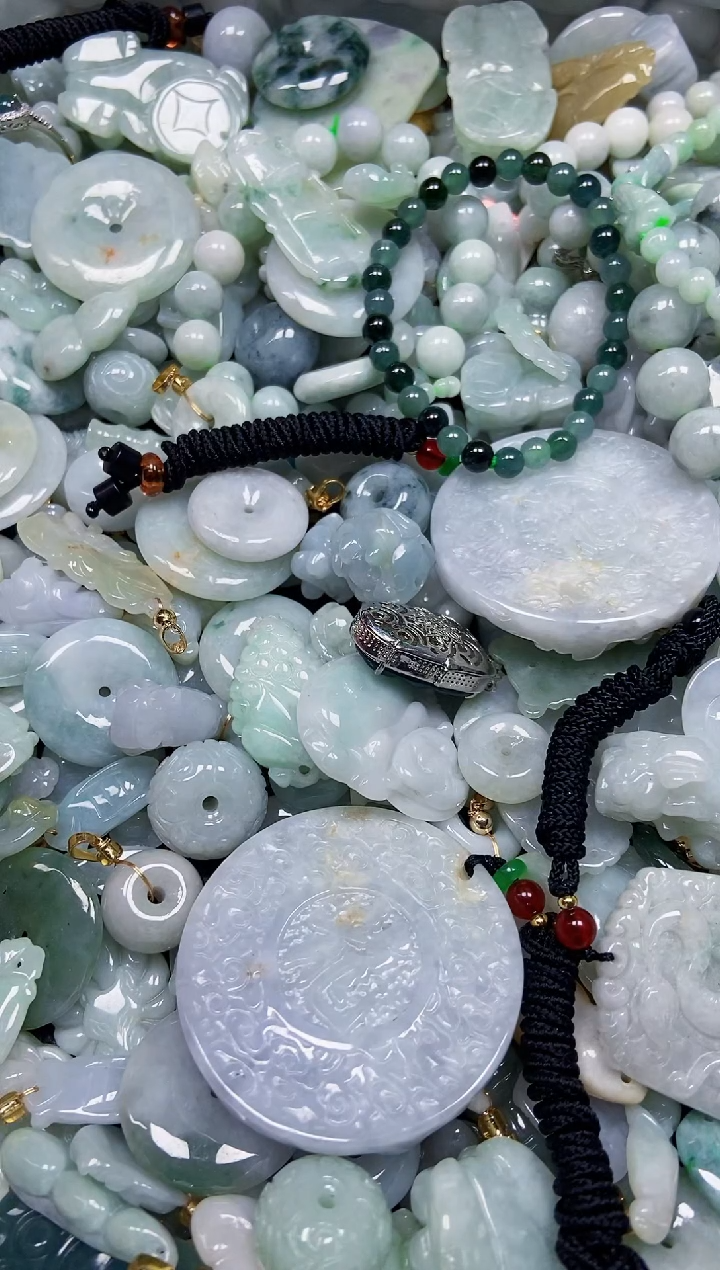 【闪购商品】翡翠颈饰未镶嵌闪购0117002