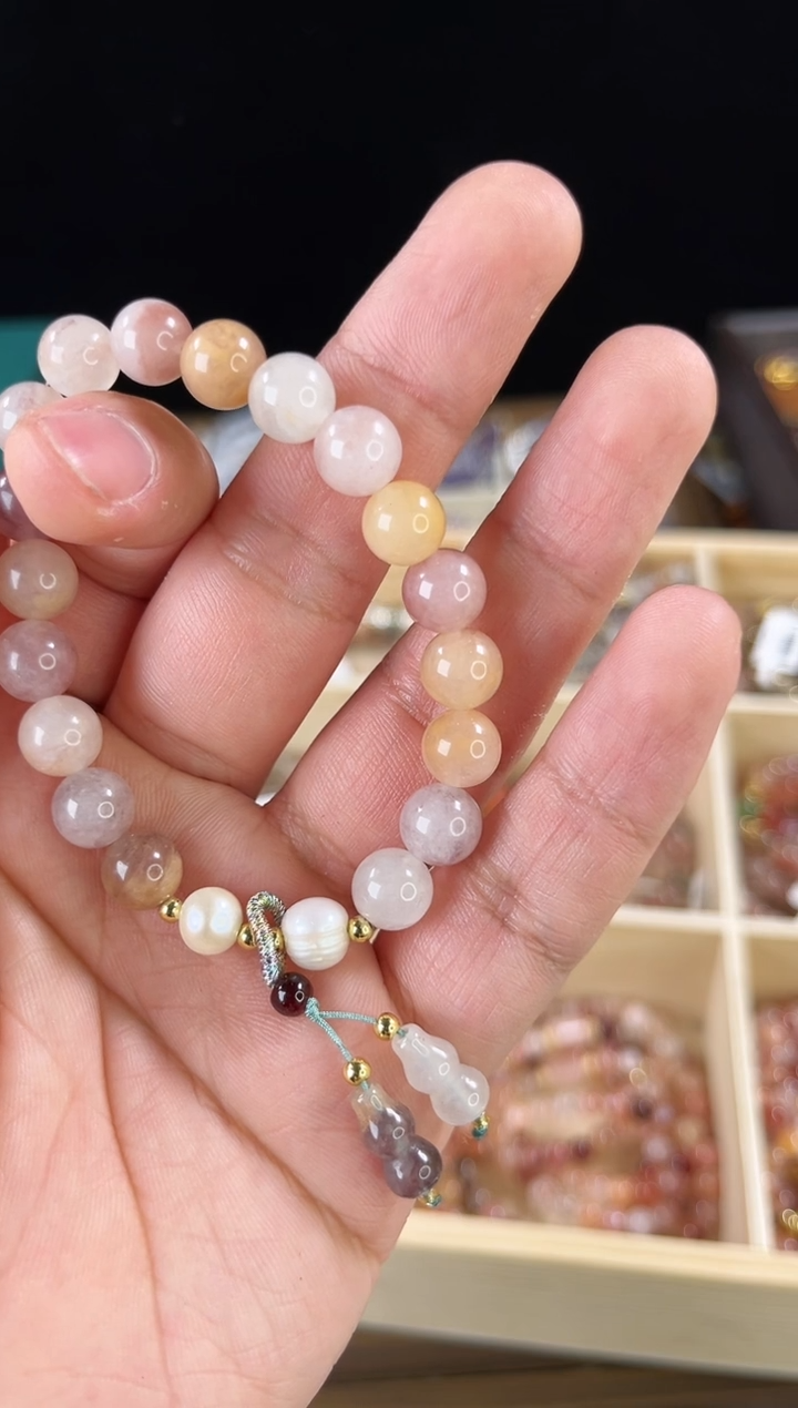 【闪购商品】石英质玉手串合金      