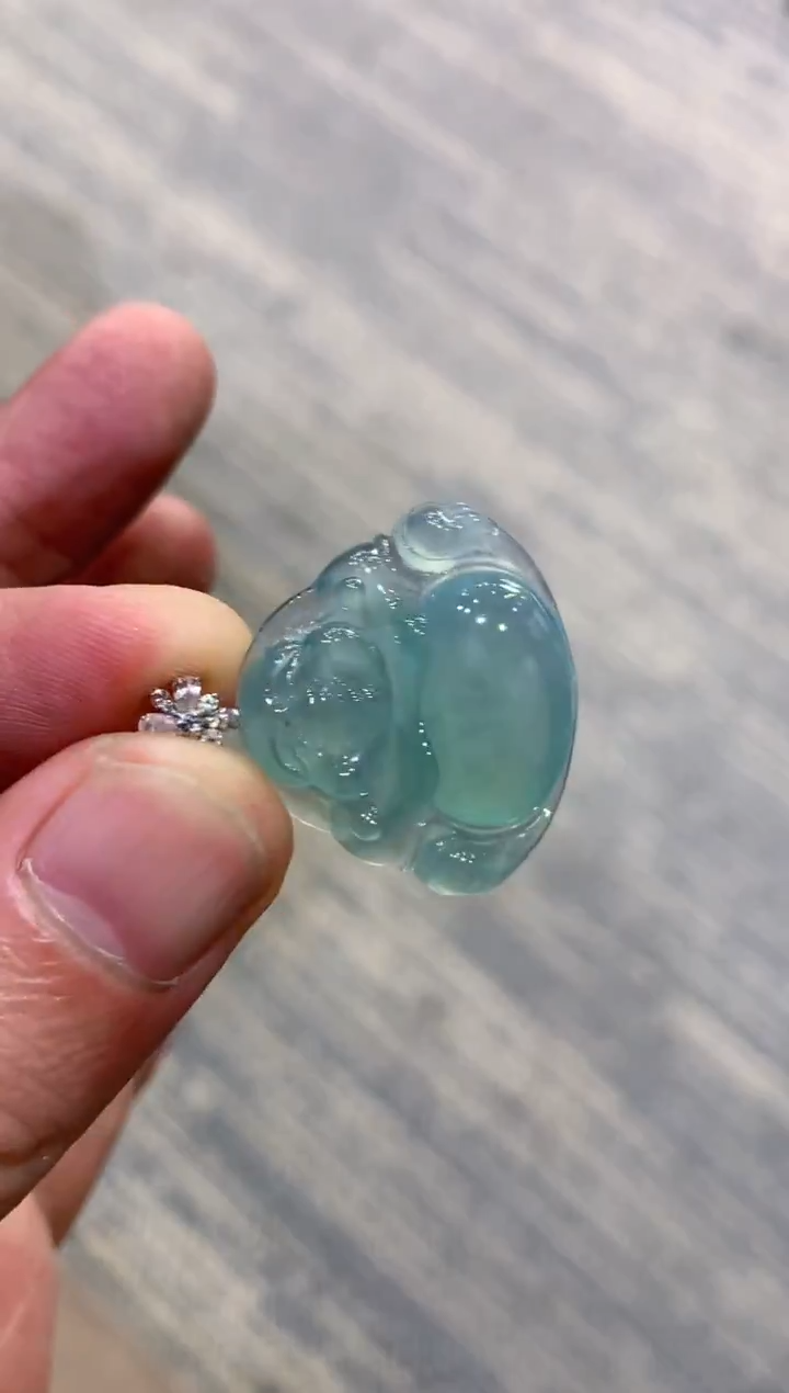 颈饰未镶嵌翡翠天然A货翡翠