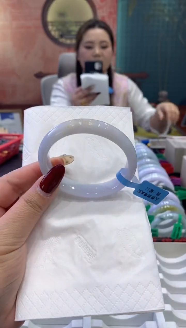 【闪购商品】翡翠手镯未镶嵌多人0002721