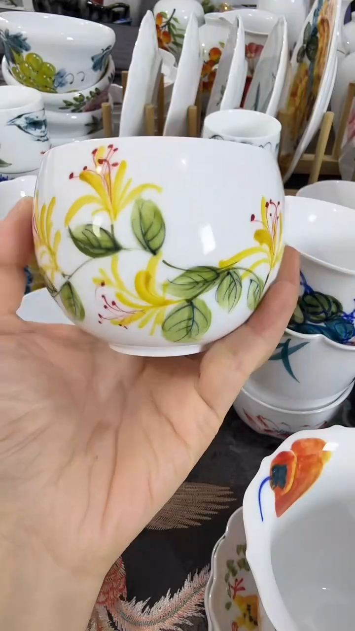 摆件陶瓷景德镇高温瓷（大蛋蛋杯）