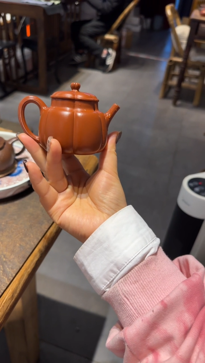 【闪购商品】紫砂茶壶繁花 朱泥