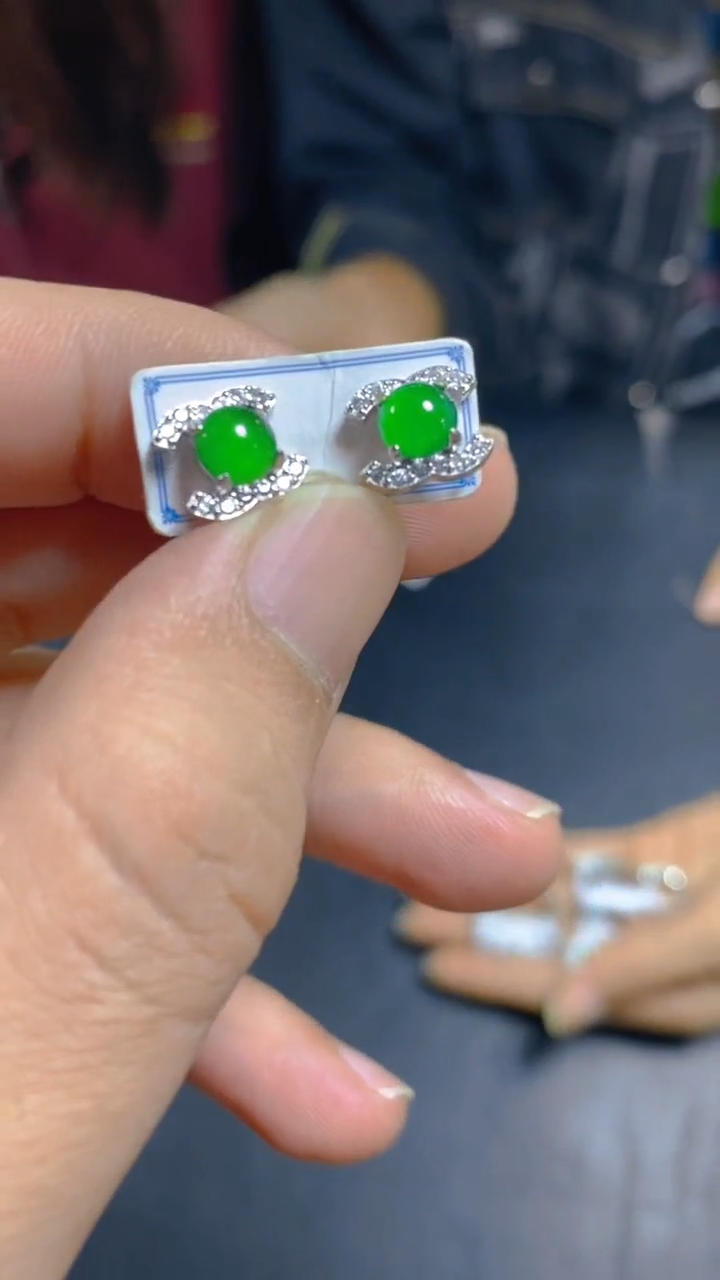 【闪购商品】翡翠耳饰未镶嵌1051745255多样性发一