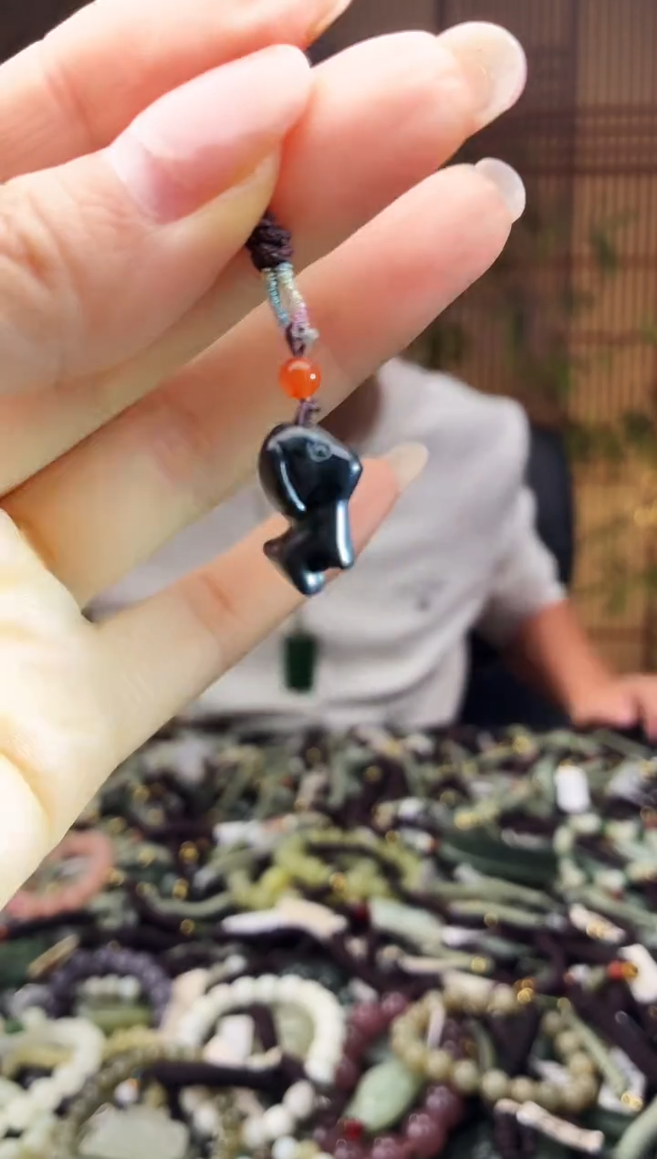 颈饰未镶嵌和田玉多样性发货，拍一发一