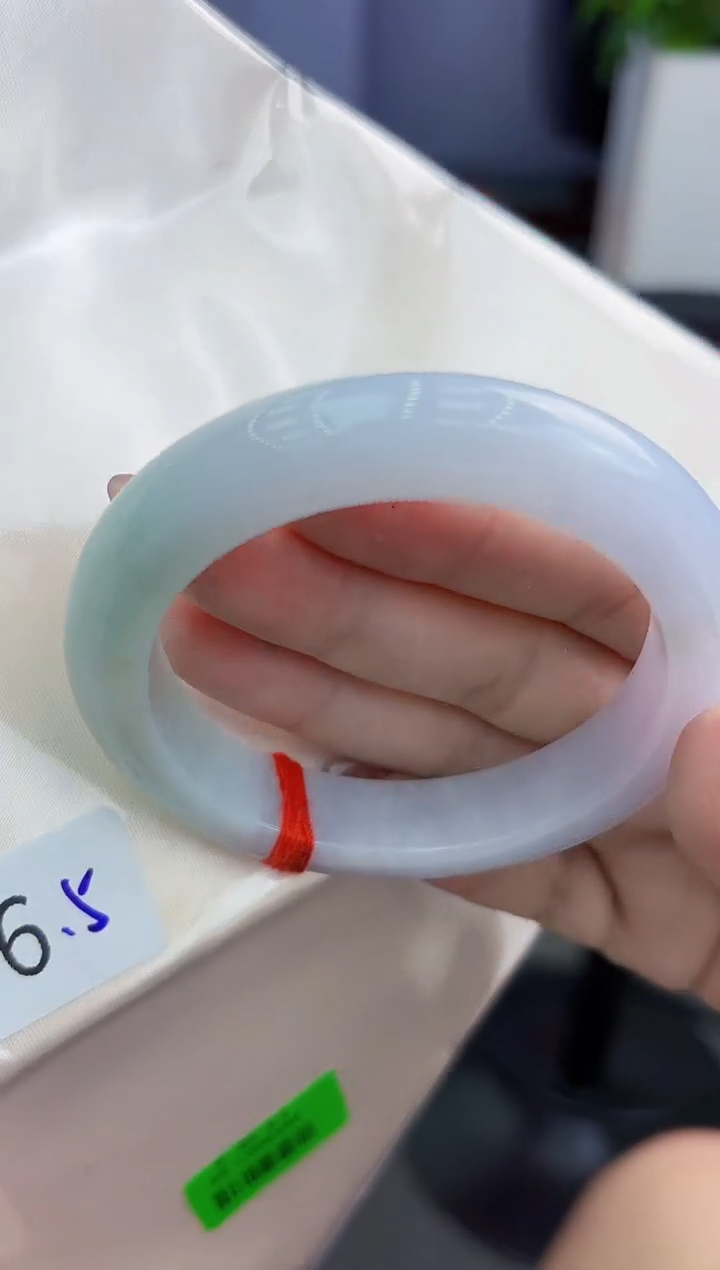 【闪购商品】翡翠手镯未镶嵌翡翠手镯