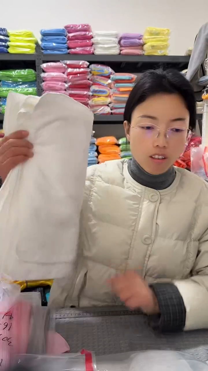 微纤维豆*吖40*40白色珊瑚绒