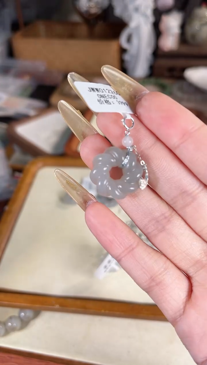 吊坠(不含链)银S925镶嵌和田玉多样性发其一