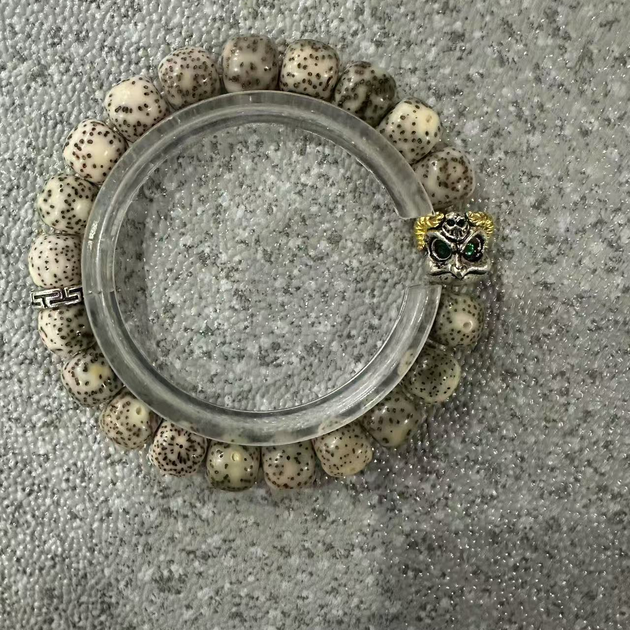 C197 星月菩提带精工大鹏手串1.0cm*0.9cm