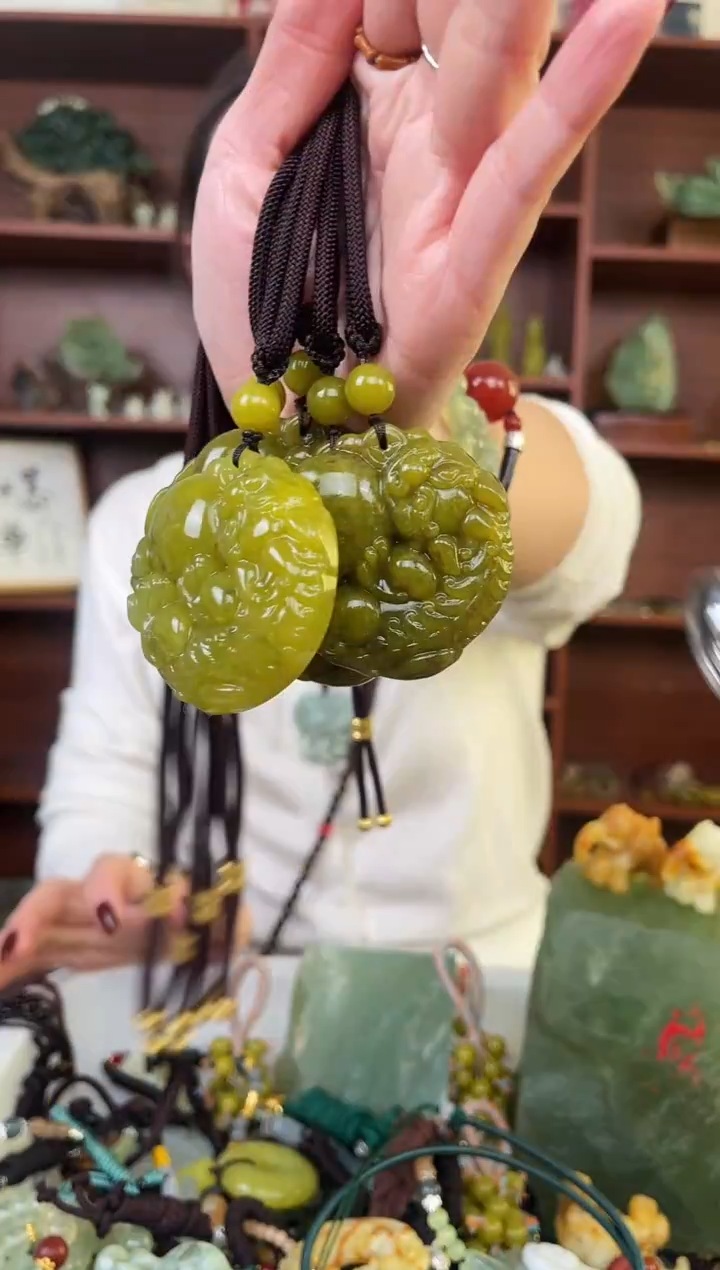 未镶嵌蛇纹石玉颈饰多样性发货拍一发一