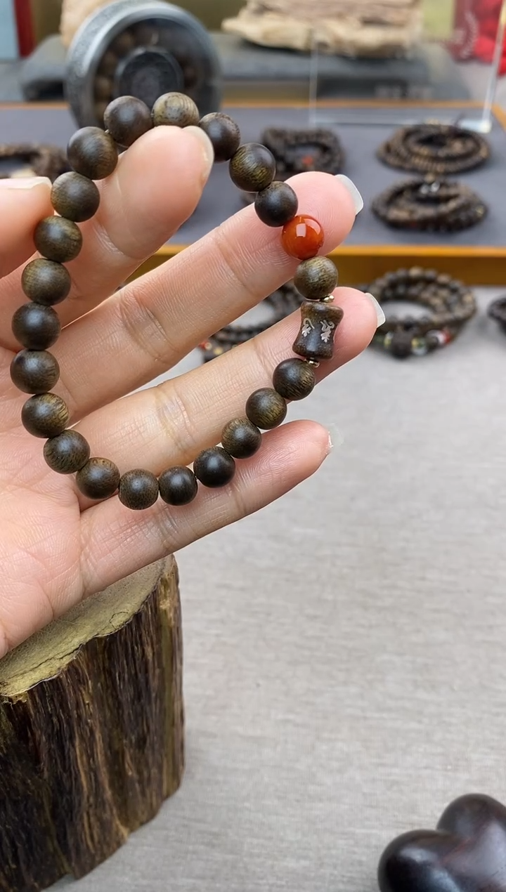【闪购商品】沉香手串芽庄白棋08＋富森竹节六字镶嵌沉水