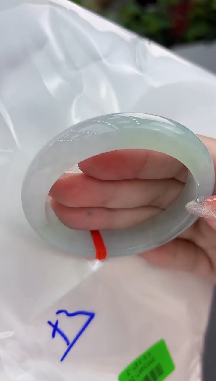 【闪购商品】翡翠手镯未镶嵌翡翠手镯