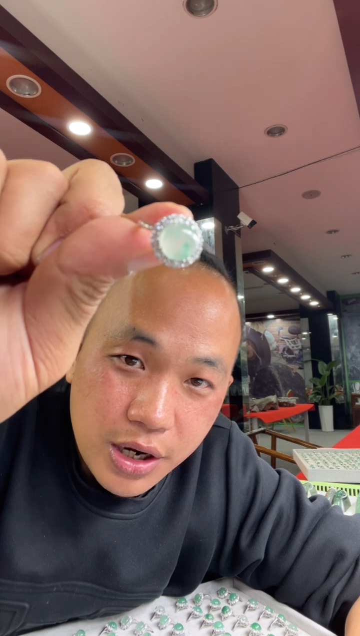 【闪购商品】石英质玉戒指合金戒指