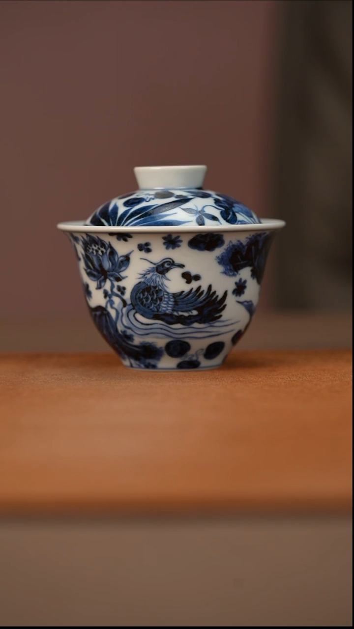 陶瓷幽蓝溪堂满池娇盖碗