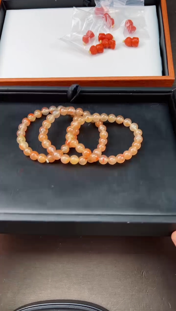【闪购商品】南红玛瑙手串未镶嵌冰飘冰橙8+一条