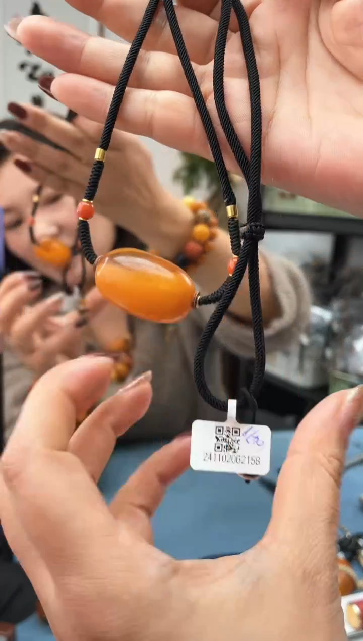 【闪购商品】琥珀珠宝奇石未镶嵌微瑕011