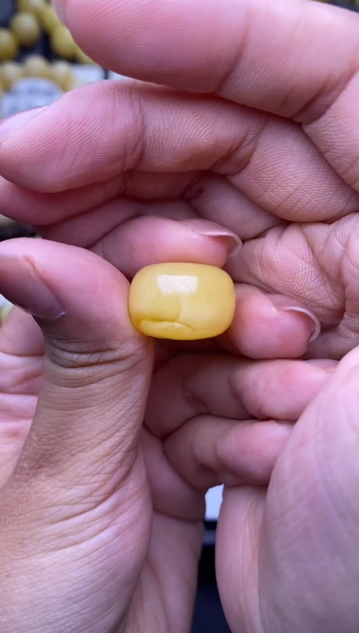 裸石琥珀未镶嵌大小姐珠宝14