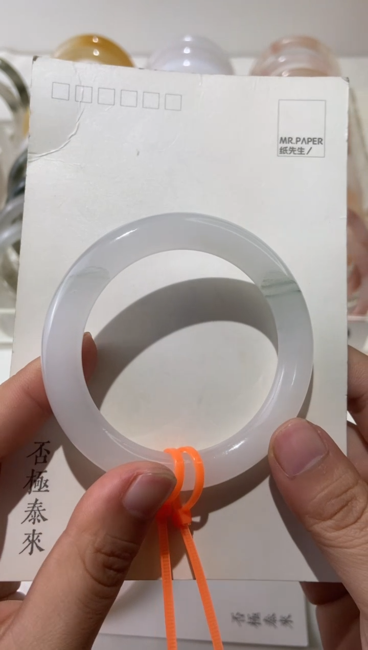 【闪购商品】石英质玉手镯未镶嵌2