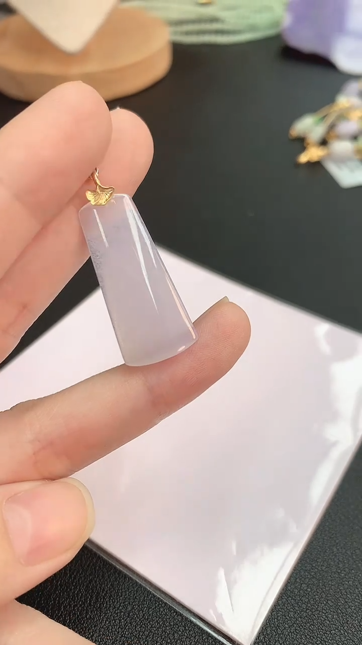 【闪购商品】翡翠颈饰18K金镶嵌赠礼盒证书  敏