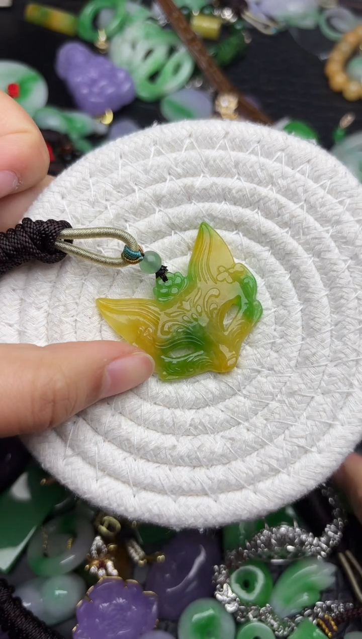 颈饰未镶嵌翡翠缅甸翡翠吊坠
