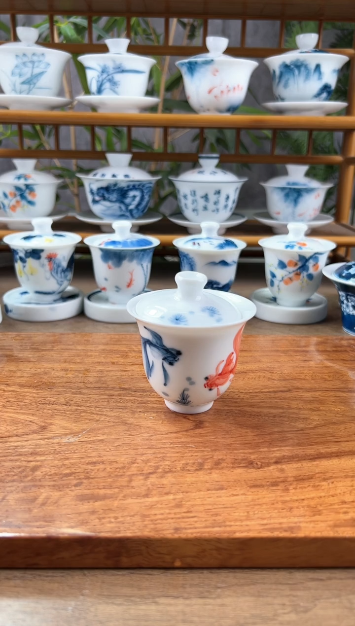 【闪购商品】微瑕红蓝锦鲤美人备