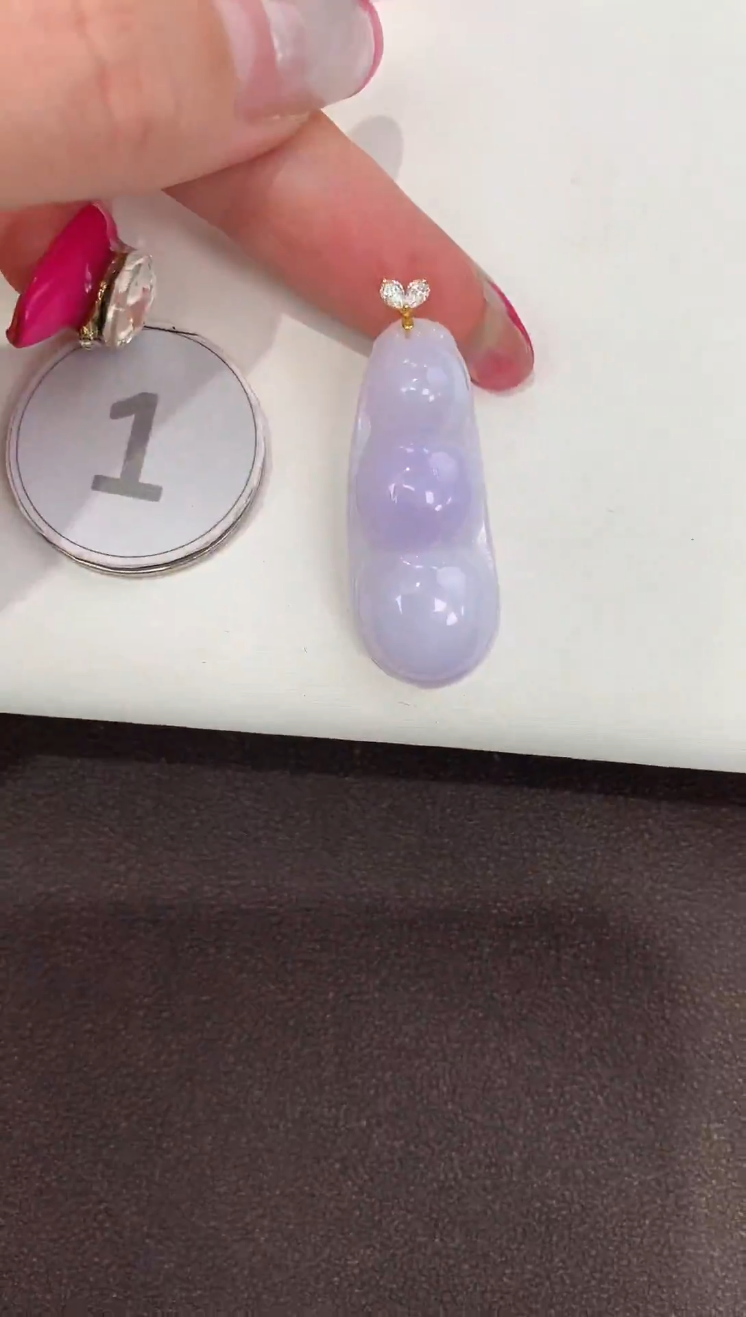 颈饰18K金镶嵌翡翠缅甸a货翡翠