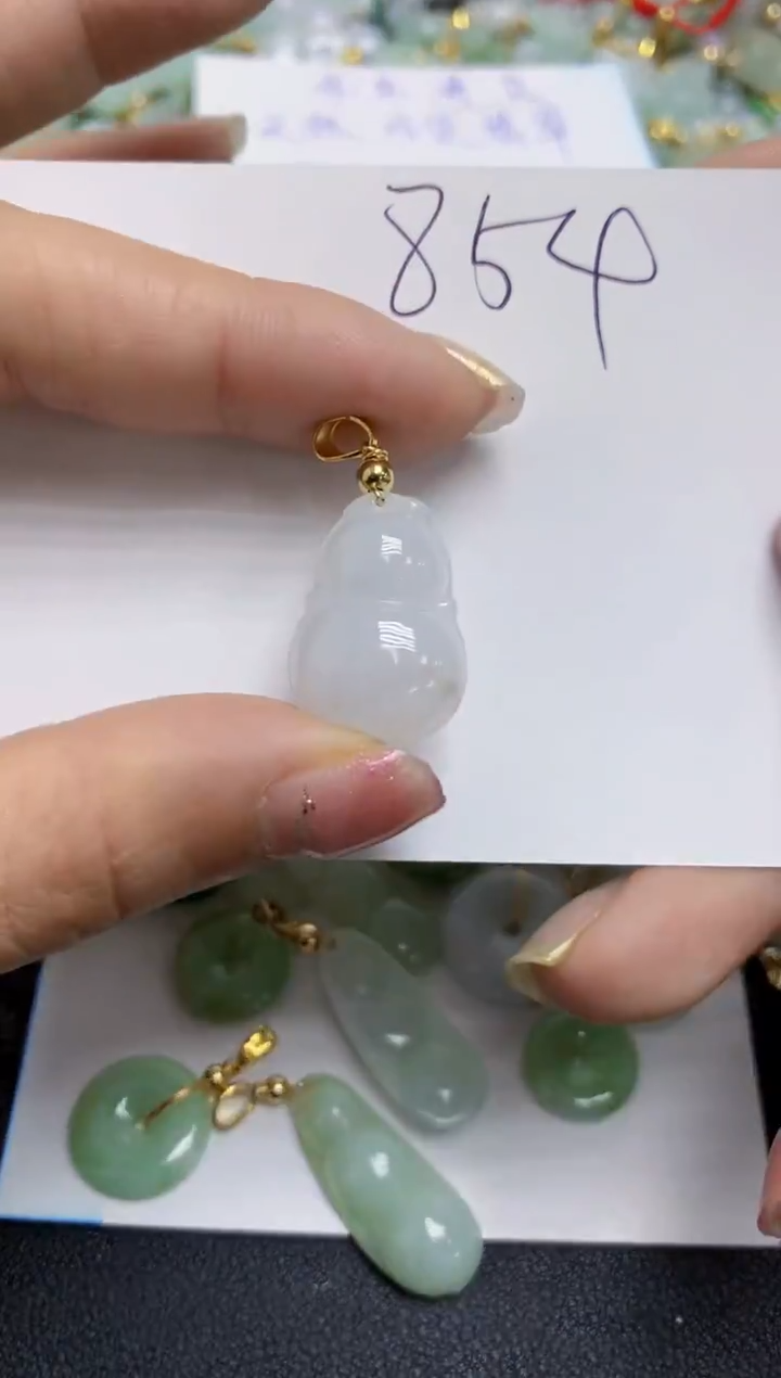 【闪购商品】翡翠颈饰合金天然翡翠A货