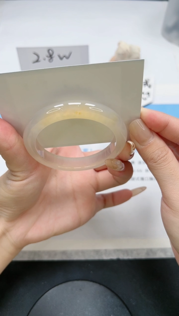 【闪购商品】玛瑙/玉髓手镯未镶嵌133/香槟54