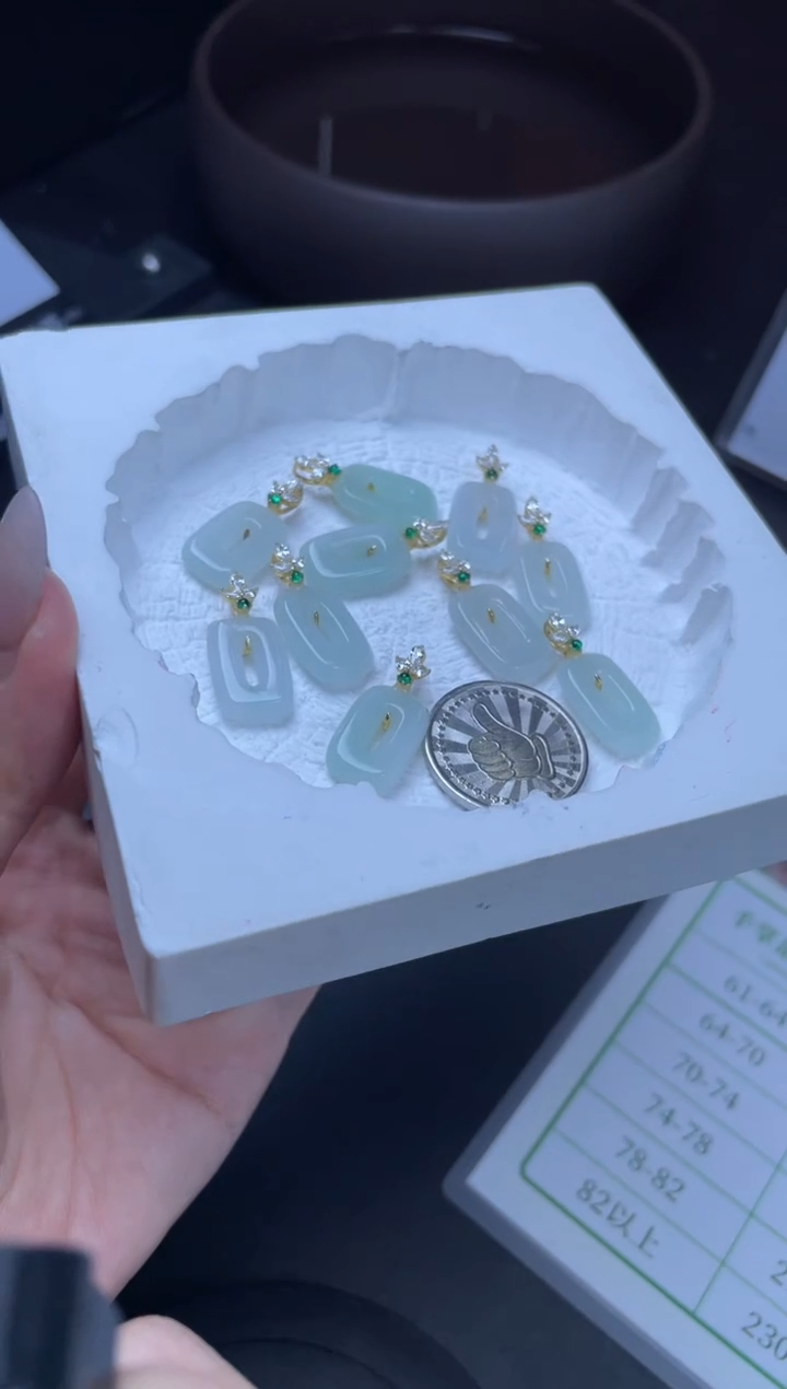 【闪购商品】翡翠颈饰银S925镶嵌W008-C16814多样性发一