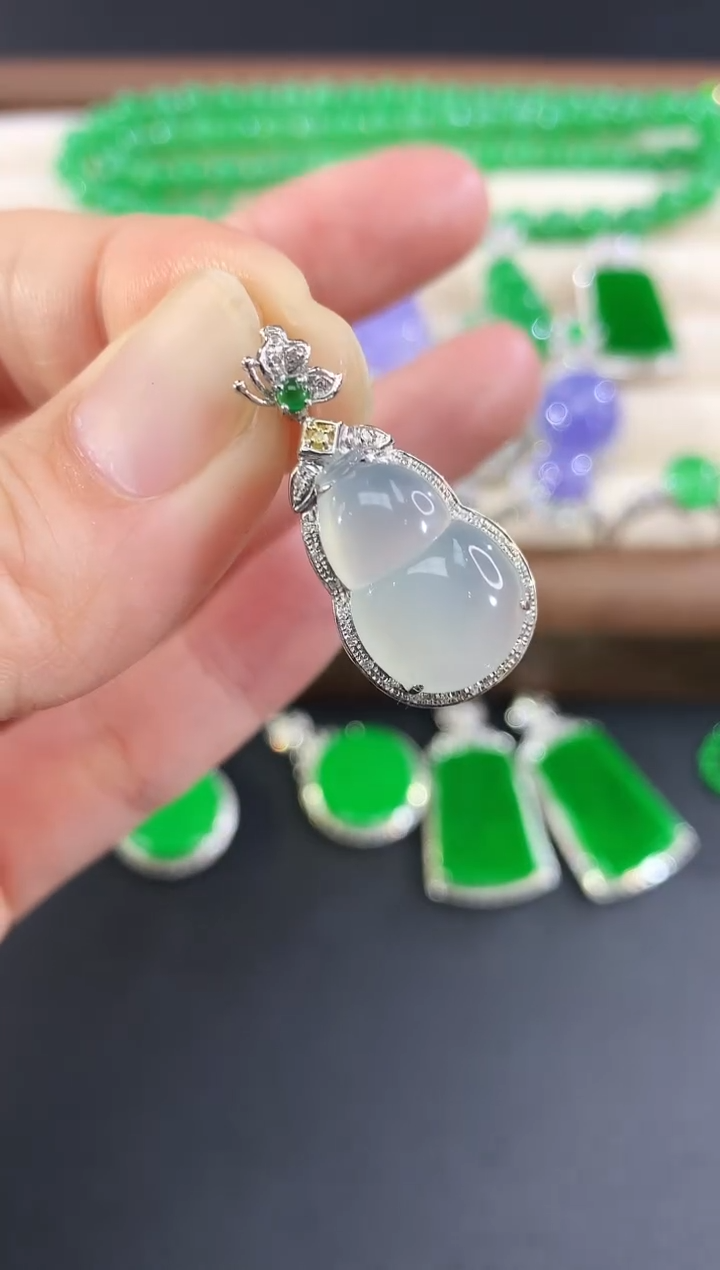 吊坠(不含链)18K金镶嵌翡翠35|2980