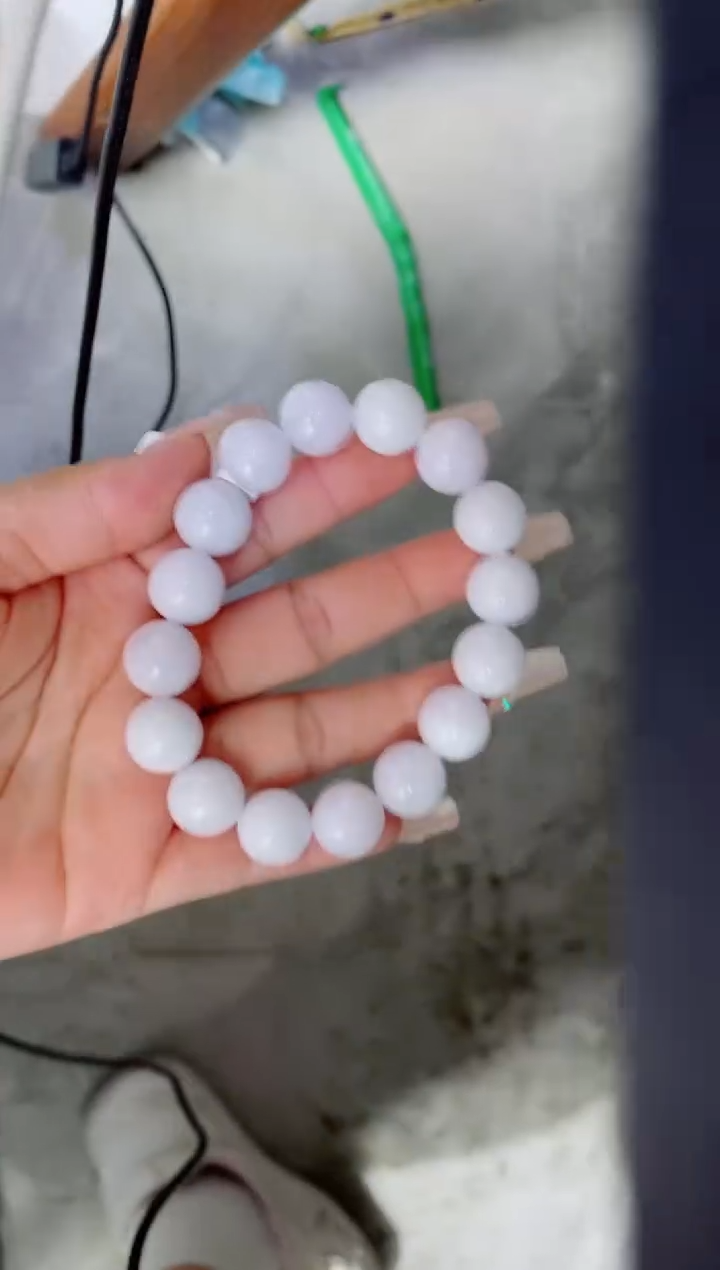 未镶嵌定制翡翠珠串
