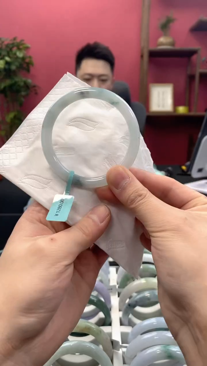 【闪购商品】翡翠手镯未镶嵌00003808