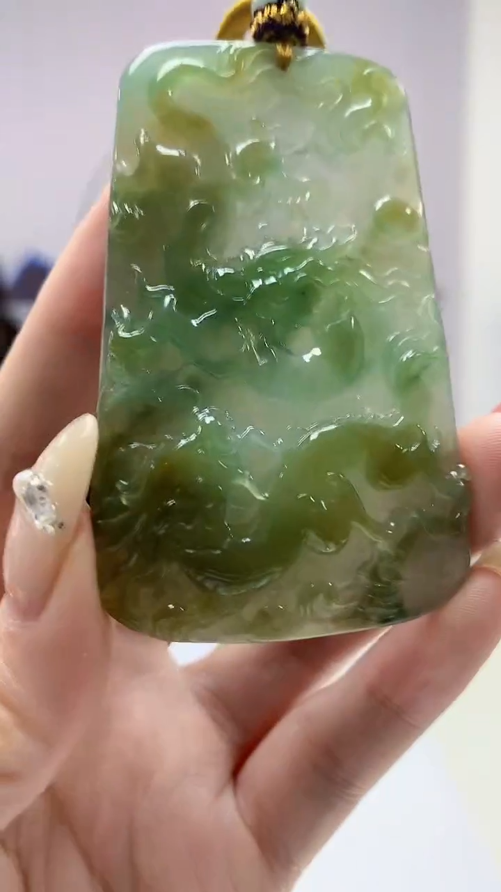 【闪购商品】定制翡翠未镶嵌4902DD-毛货挂件68