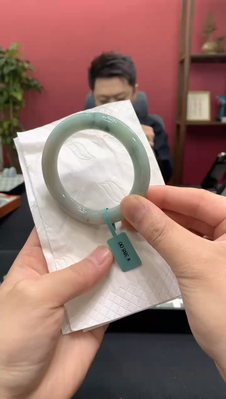 翡翠未镶嵌手镯00007768