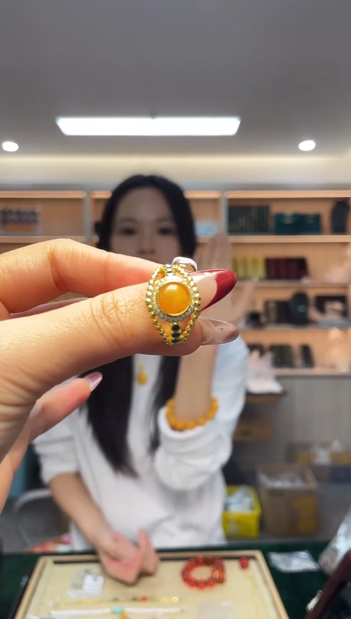 未镶嵌蜜蜡戒指（多样性发一件）