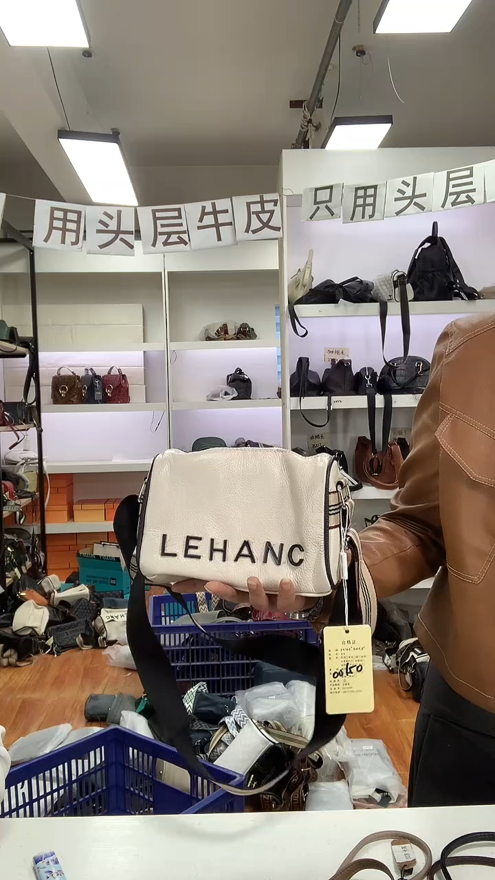 头层牛皮清货微瑕  00150