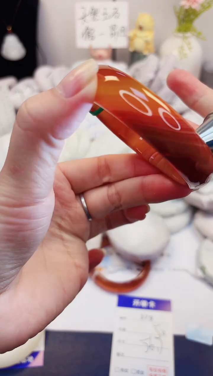 【闪购商品】石英质玉手镯未镶嵌379-玛瑙-圈口56