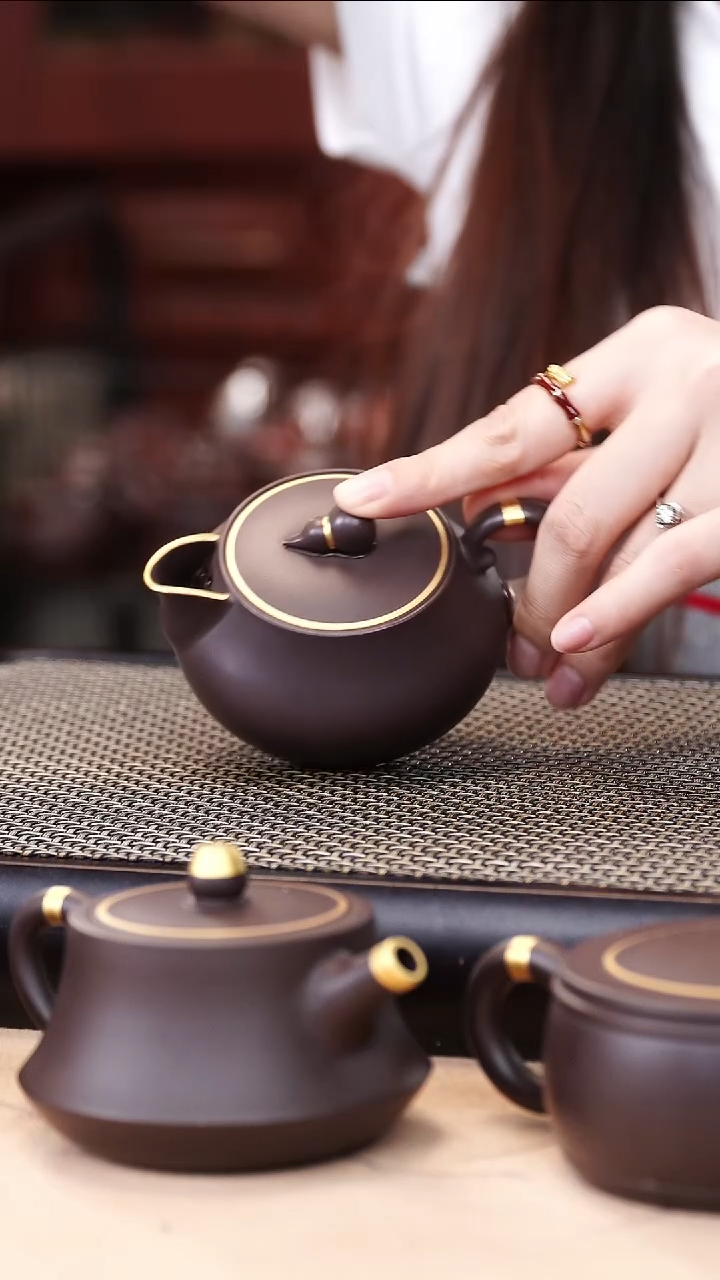 茶壶紫砂四号井茄皮紫泥描金葫芦公道150cc