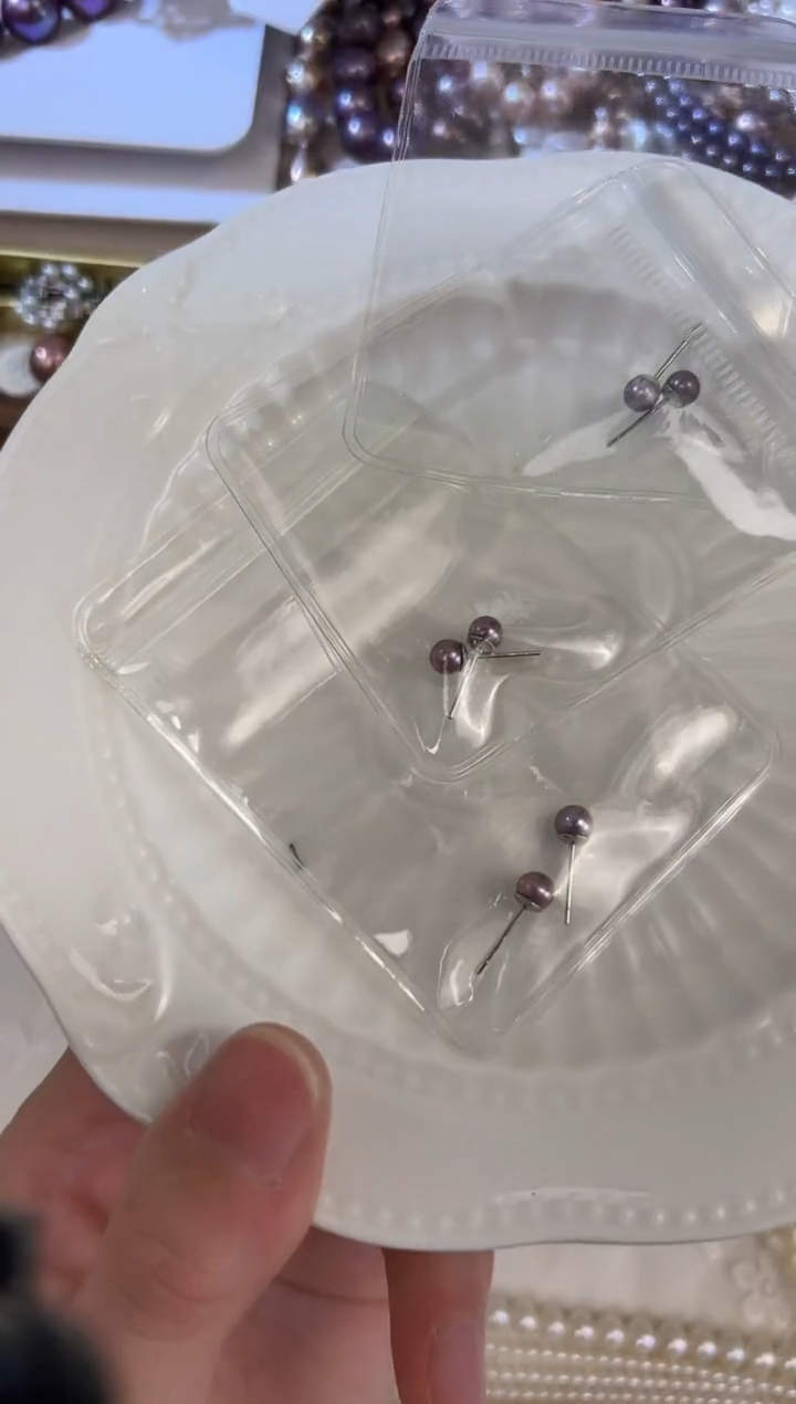 银S925镶嵌耳饰淡水珍珠妖紫色耳钉正圆无瑕