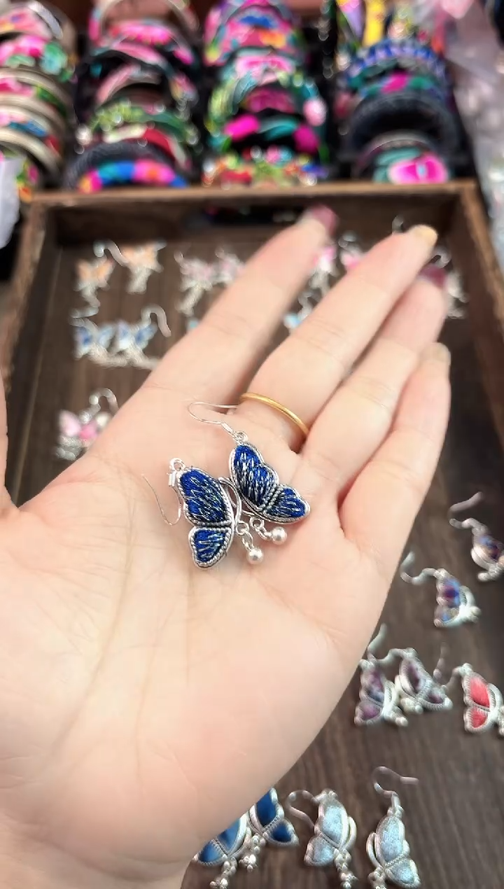 艺枝独绣手工饰品306