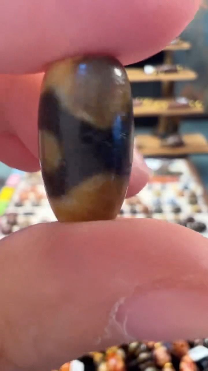 玛瑙/玉髓（覆膜）颈饰未镶嵌142.(微瑕)