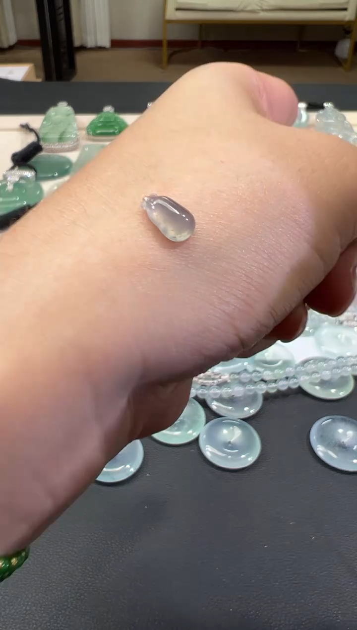 吊坠(不含链)未镶嵌翡翠（不退换）B563|