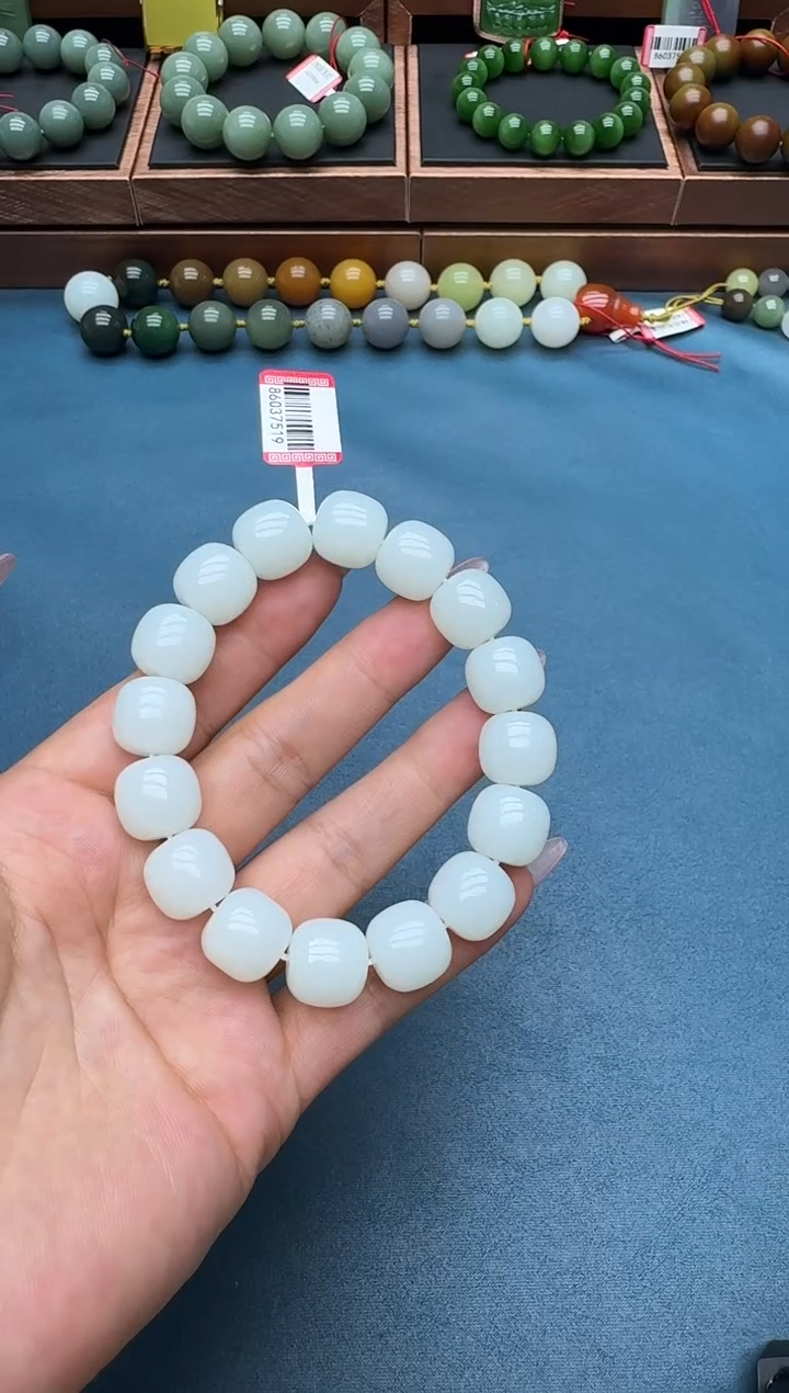 手串未镶嵌和田玉yjk