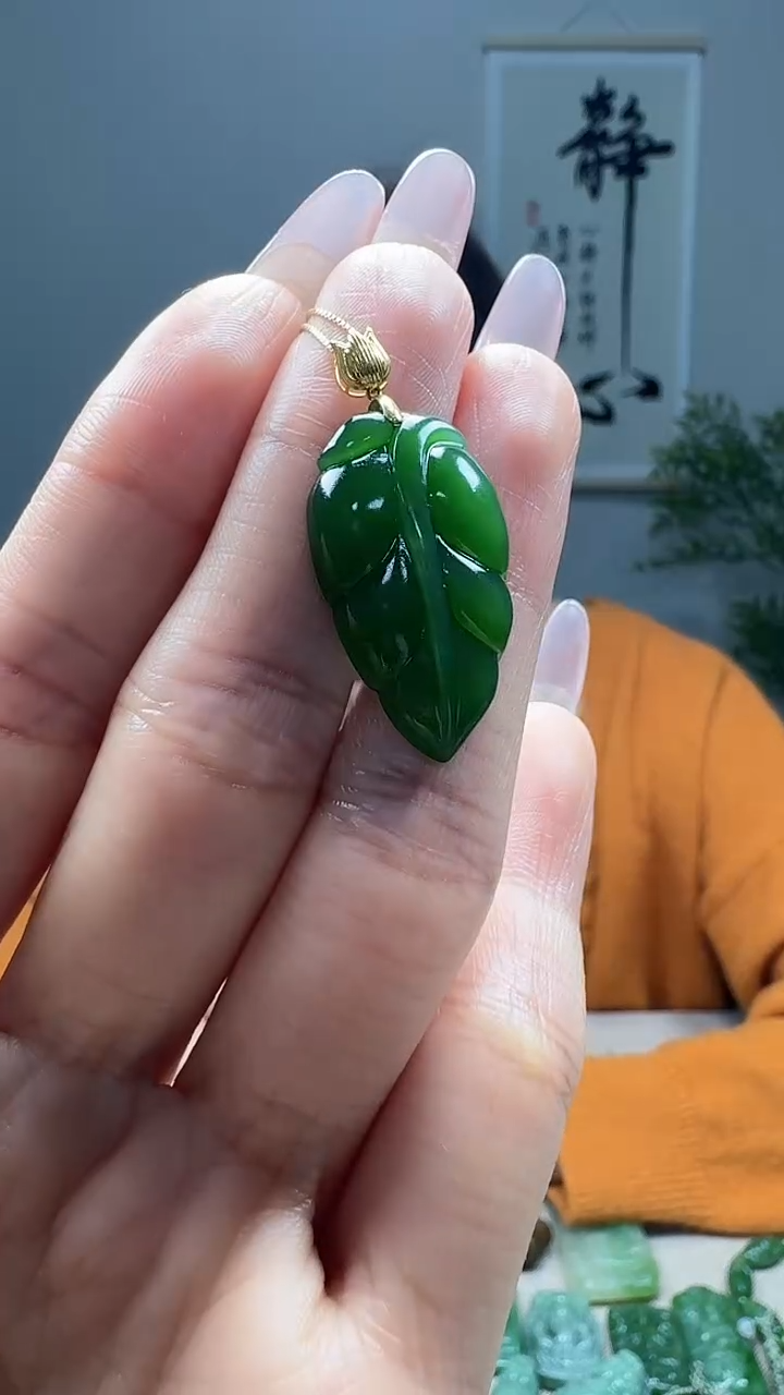 吊坠(不含链)18K金镶嵌和田玉1