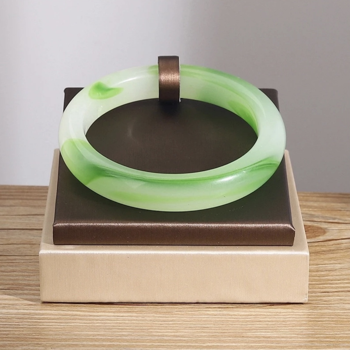 【赠礼盒】绿飘花青白绿正圈女款送礼ZD0495