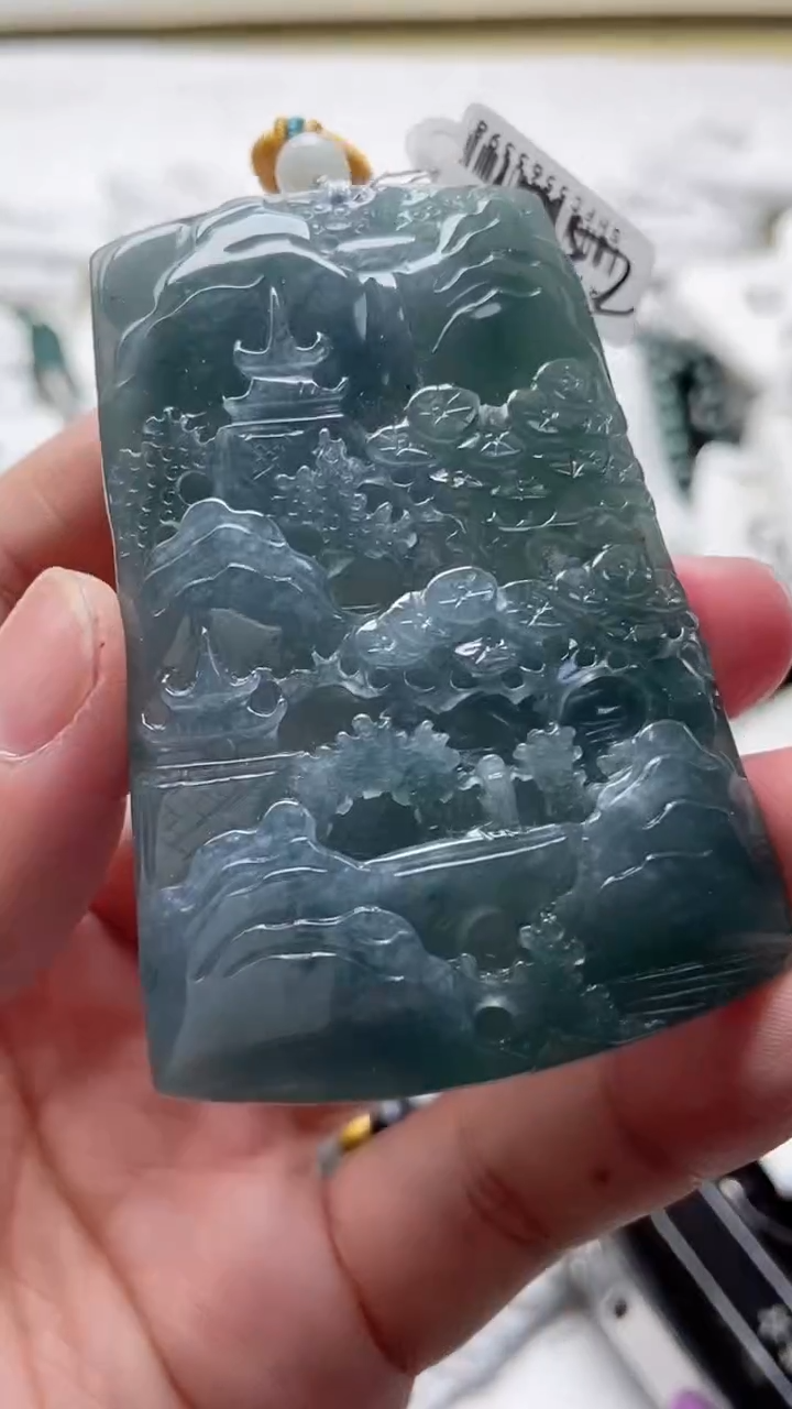 【闪购商品】翡翠颈饰未镶嵌8888888888888888