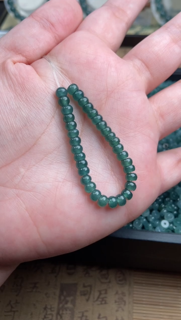 【闪购商品】翡翠手链未镶嵌算盘珠深色