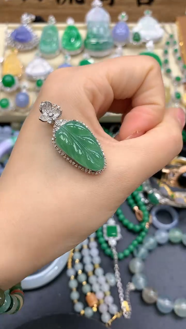 【闪购商品】翡翠颈饰18K金镶嵌416-中国好珍宝