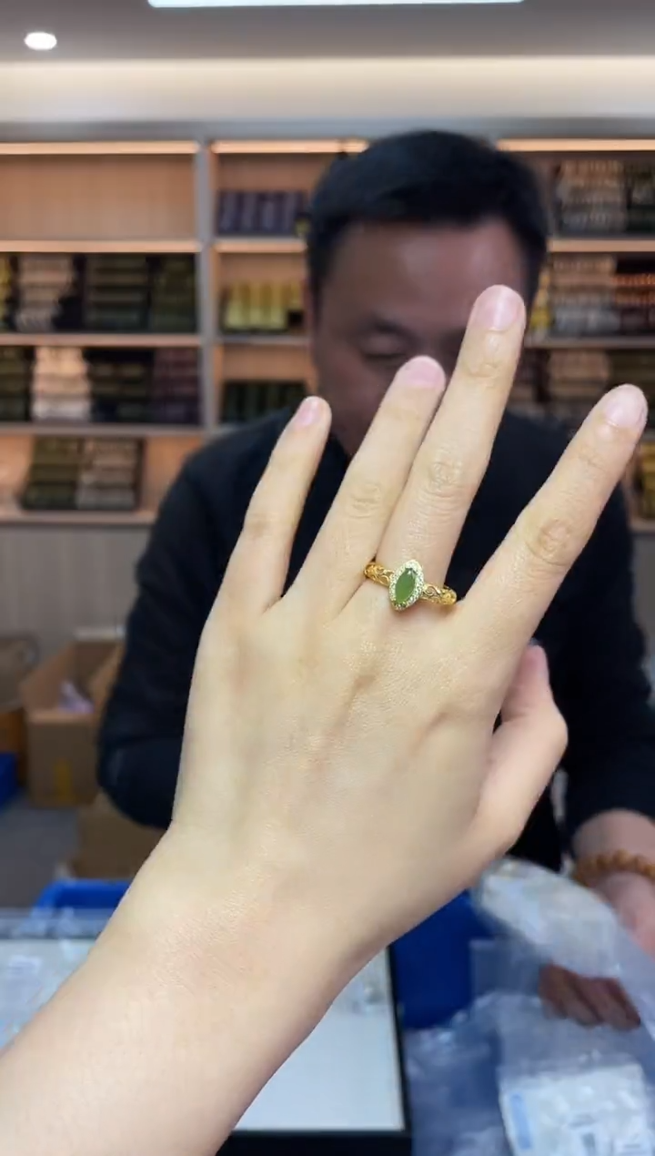 【闪购商品】和田玉`银S925镶嵌多样性发一件